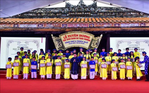 Thừa Thiên - Huế lần đầu tuyên dương 'Học sinh Danh dự toàn trường'